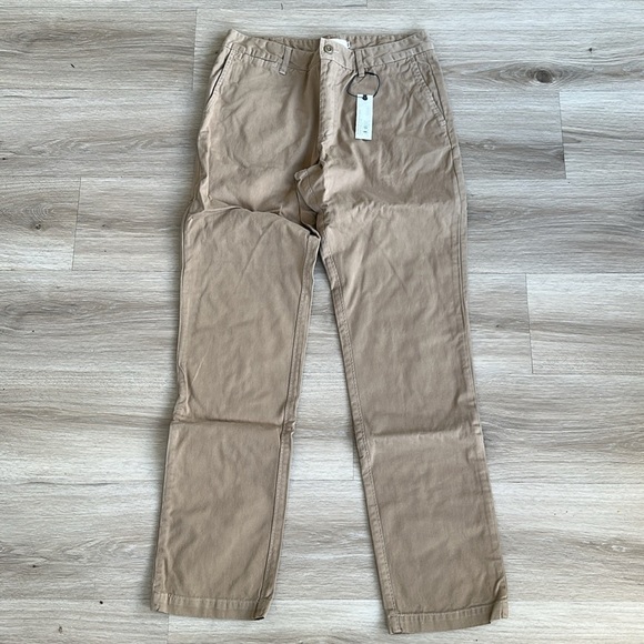 Taylor stitch The Democratic Foundation Pant
in Organic Khaki - Picture 7 of 11